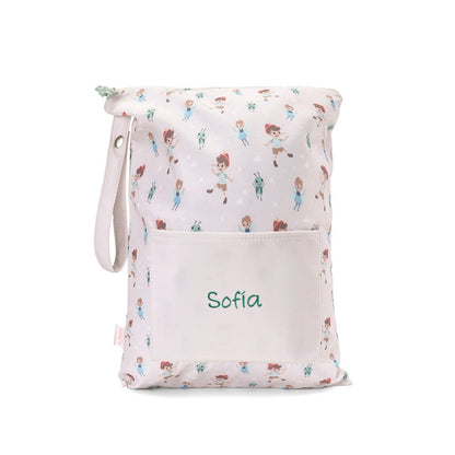 Artículos para la Vuelta al Cole Tutete bordados con el nombre de tu peque en www.manodesantaoficial.es. Personalización única, máxima calidad y envío rápido en 24h.