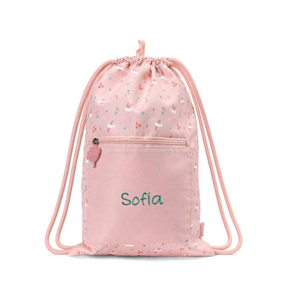 Artículos para la Vuelta al Cole Tutete bordados con el nombre de tu peque en www.manodesantaoficial.es. Personalización única, máxima calidad y envío rápido en 24h.