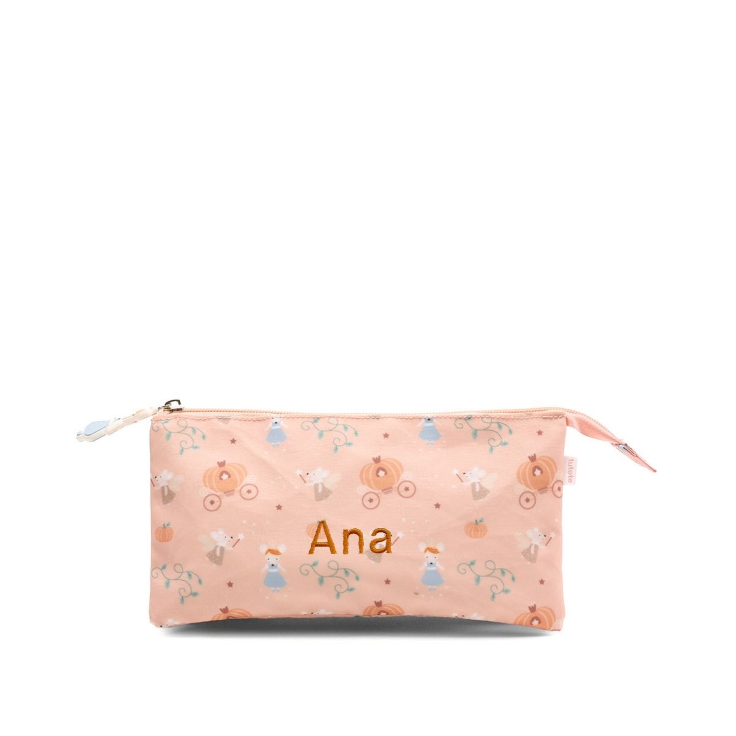 Artículos para la Vuelta al Cole Tutete bordados con el nombre de tu peque en www.manodesantaoficial.es. Personalización única, máxima calidad y envío rápido en 24h.