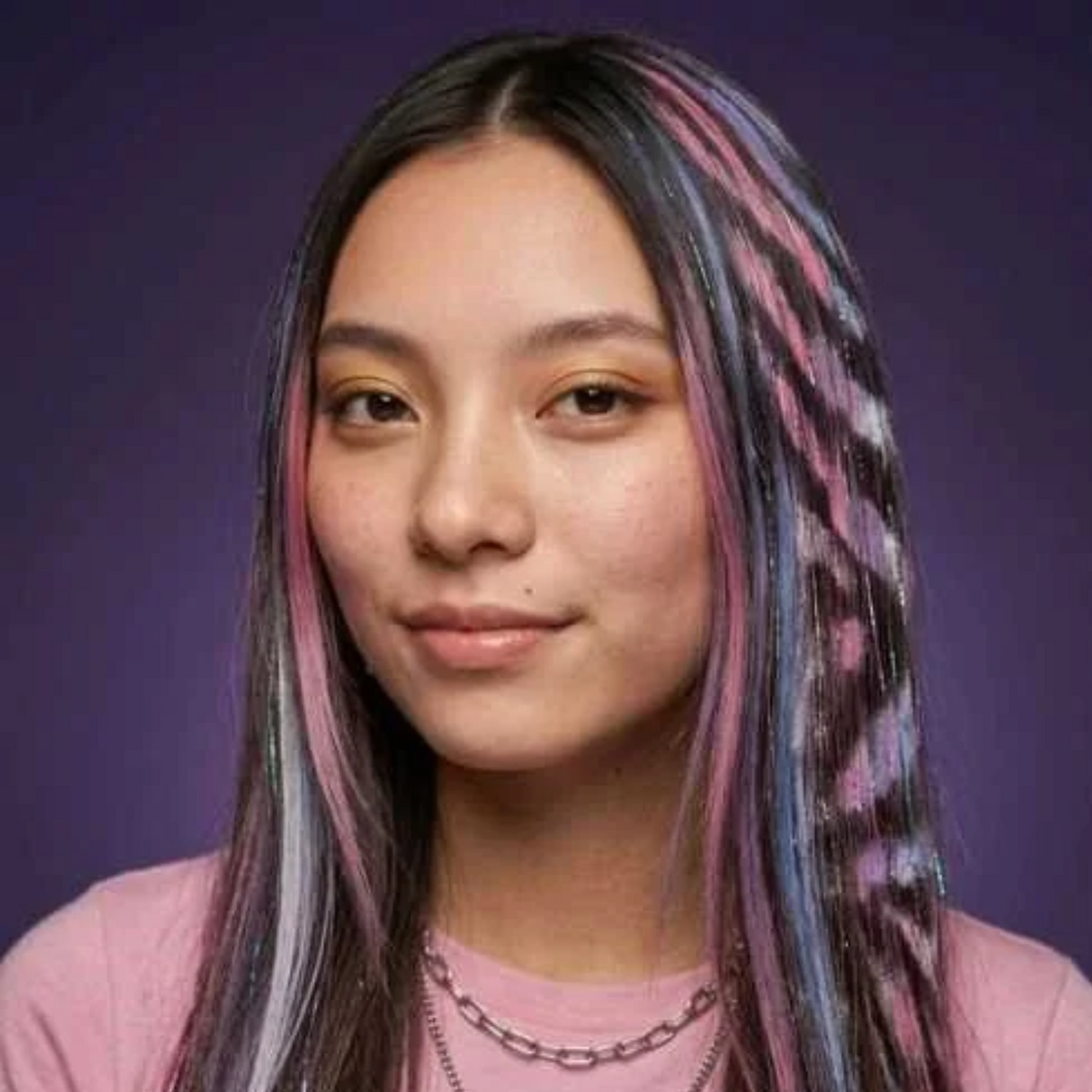 tizas para cabello son de alta calidad y completamente no tóxicas. Formuladas con ingredientes seguros y aprobados, no dañarán tu cabello ni tu piel, permitiéndote cambiar de look con total confianza.