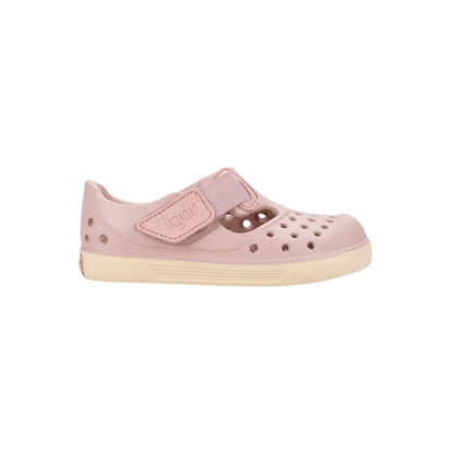 Descubre las zapatillas de agua Malibu Maquillaje, el calzado infantil perfecto para combinar estilo y salud podológica. Fabricadas en E.V.A. de alta calidad, estas cangrejeras destacan por su ligereza y resistencia. Su diseño barefoot medium con cero drop asegura que el talón y la puntera estén a la misma altura, fomentando un desarrollo óptimo del pie