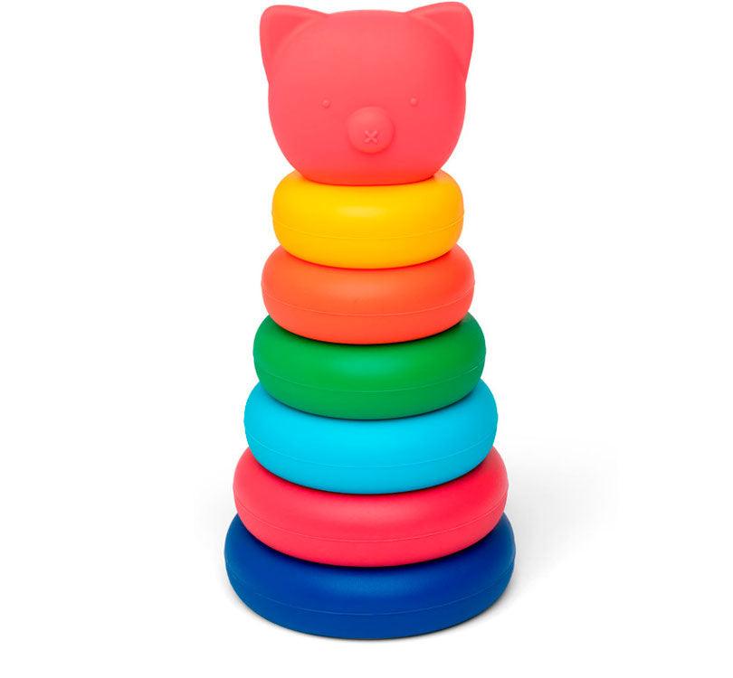 torre del cerdito apilable de Little L! Está hecho de discos de silicona grado alimentario son coloridos, suaves al tacto y seguros para tu bebé