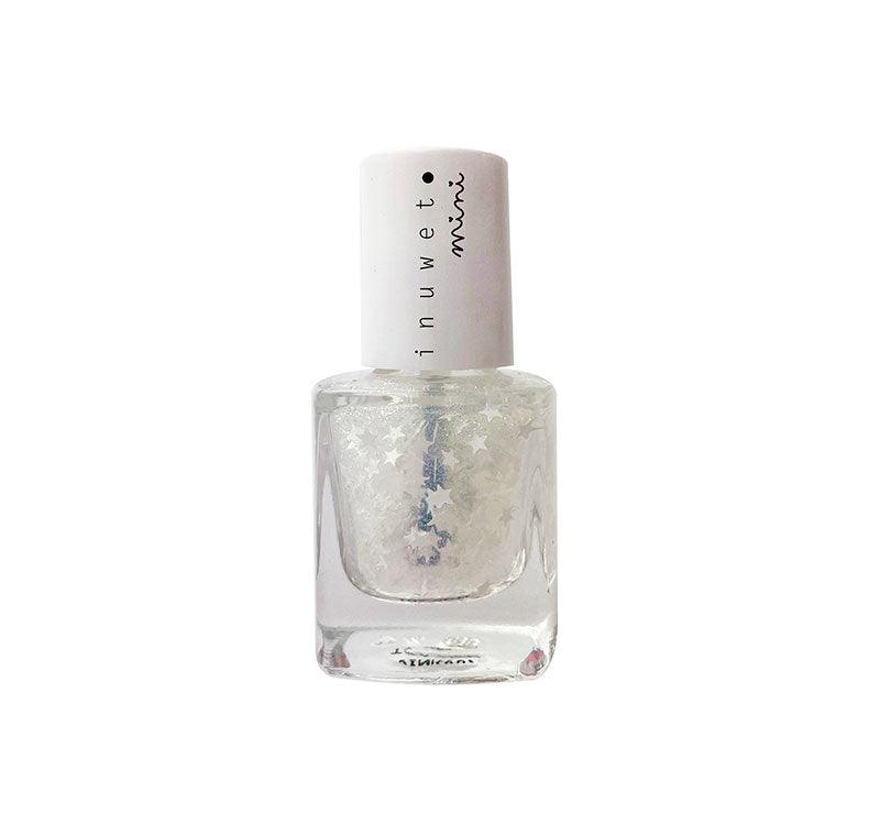 Frasco mini del ¡Pon color y diversión en las uñas de los más pequeños con nuestros esmaltes Inuwet Mini! ¡de forma segura sin tóxicos y con base agua! ¡El brillo transparente con estrellas es espectacular!