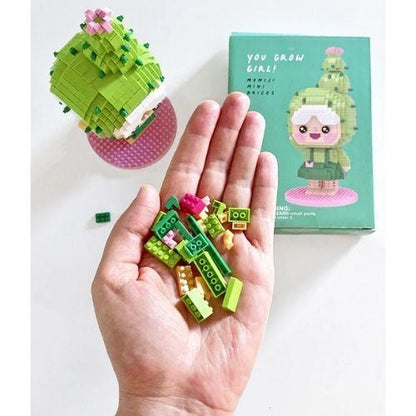 Mini Bricks - You Grow Girl - Cactus Momiji (897 pcs) - manodesantaoficial