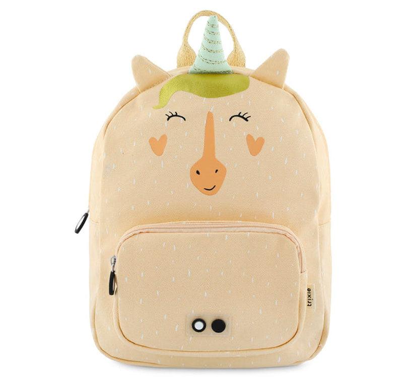 MOCHILA MRS UNICORN DE LA MARCA TRIXIE Mochila infantil Mrs. Unicorn Trixie!   Con los tirantes acolchados y ajustables, esta mochila infantil es perfecta para las escuelas infantiles. Con un pequeño bolsillo delantero para la merienda y una etiqueta de tela en su interior para poner su nombre, ¡no falta ningún detalle!