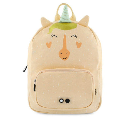 MOCHILA MRS UNICORN DE LA MARCA TRIXIE Mochila infantil Mrs. Unicorn Trixie!   Con los tirantes acolchados y ajustables, esta mochila infantil es perfecta para las escuelas infantiles. Con un pequeño bolsillo delantero para la merienda y una etiqueta de tela en su interior para poner su nombre, ¡no falta ningún detalle!