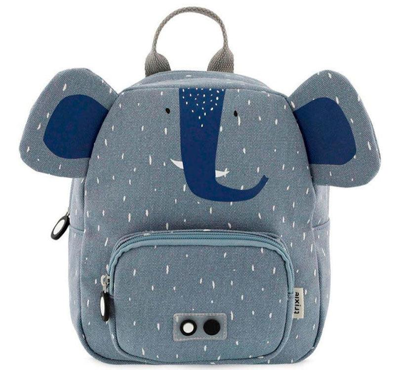 Mochila pequeña Mr Elephant de trixie baby con la cara  de un elefante y las orejas de la mochila en color azul vaquero con bolsillo pequeño frontal