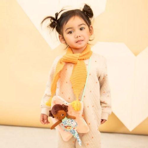 Muñeca Anna con bolso de estrella - manodesantaoficial