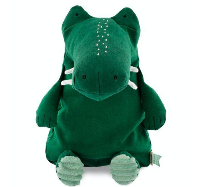  Este adorable Cocodrilo querrá ser muy abrazado por tus peques ¡Es tan adorable!  En un color verde oscuro que es una fuente de abrazo constantes, ideal para los peques de la casa, muy gustoso al estar hecho de algodón orgánico. MARCA TRIXIE COCODRILO PELUCHE GRANDE