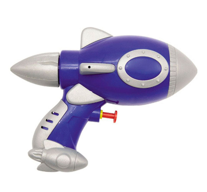 ¡El Galaxy Water Blaster ha aterrizado para traer alegría durante todo el verano! Ideal para manos pequeñas, esta pistola de agua es fácil de usar se llena en segundos para que su hijo pueda regresar rápidamente a la diversión al aire libre.