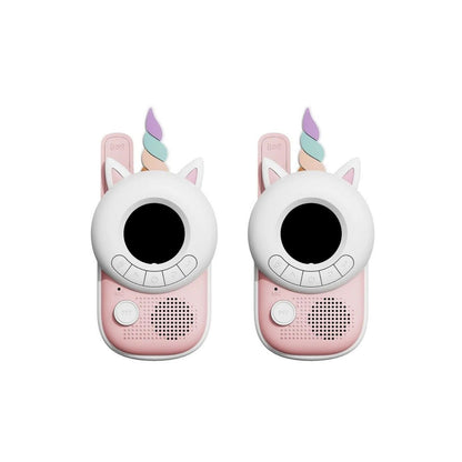 ¡La diversión está asegurada con los originales&nbsp;Walkie Talkies Zoo Unicornio! Perfectos para aventuras al aire libre, estos dispositivos combinan un diseño adorable y resistente con un gran alcance y funcionalidades extra como la luz linterna.